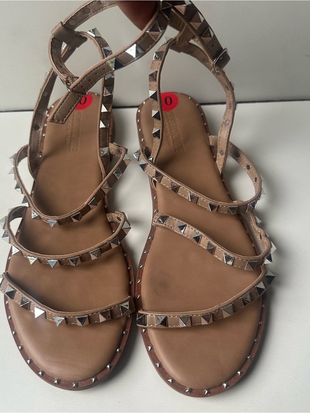 Cushionaire Women's Studded Gladiator Sandals Beige Tan Flat Shoes Size 10 M